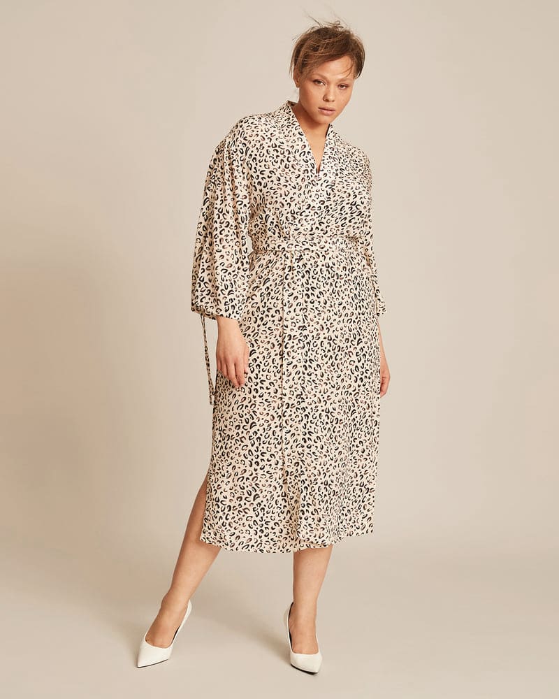 Plus size model wearing Gabi Duster by 11 Honoré Collection | Dia&Co | dia_product_style_image_id:200114